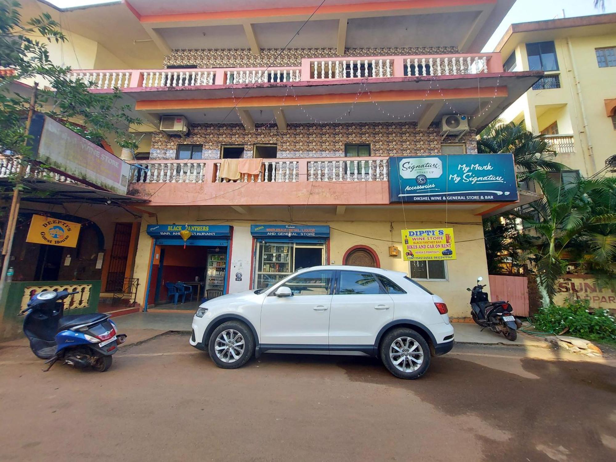 Deepti Guest House Кандолим Экстерьер фото