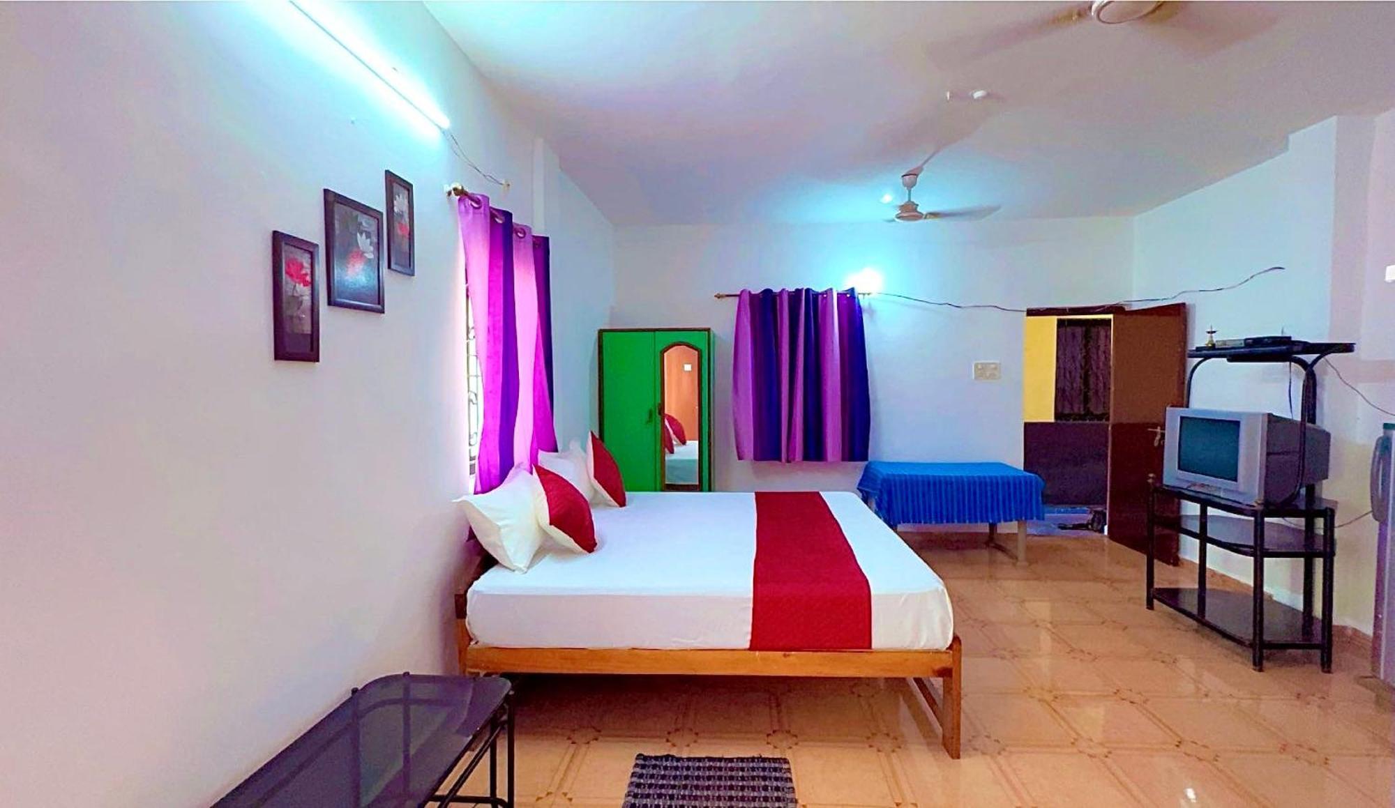 Deepti Guest House Кандолим Экстерьер фото
