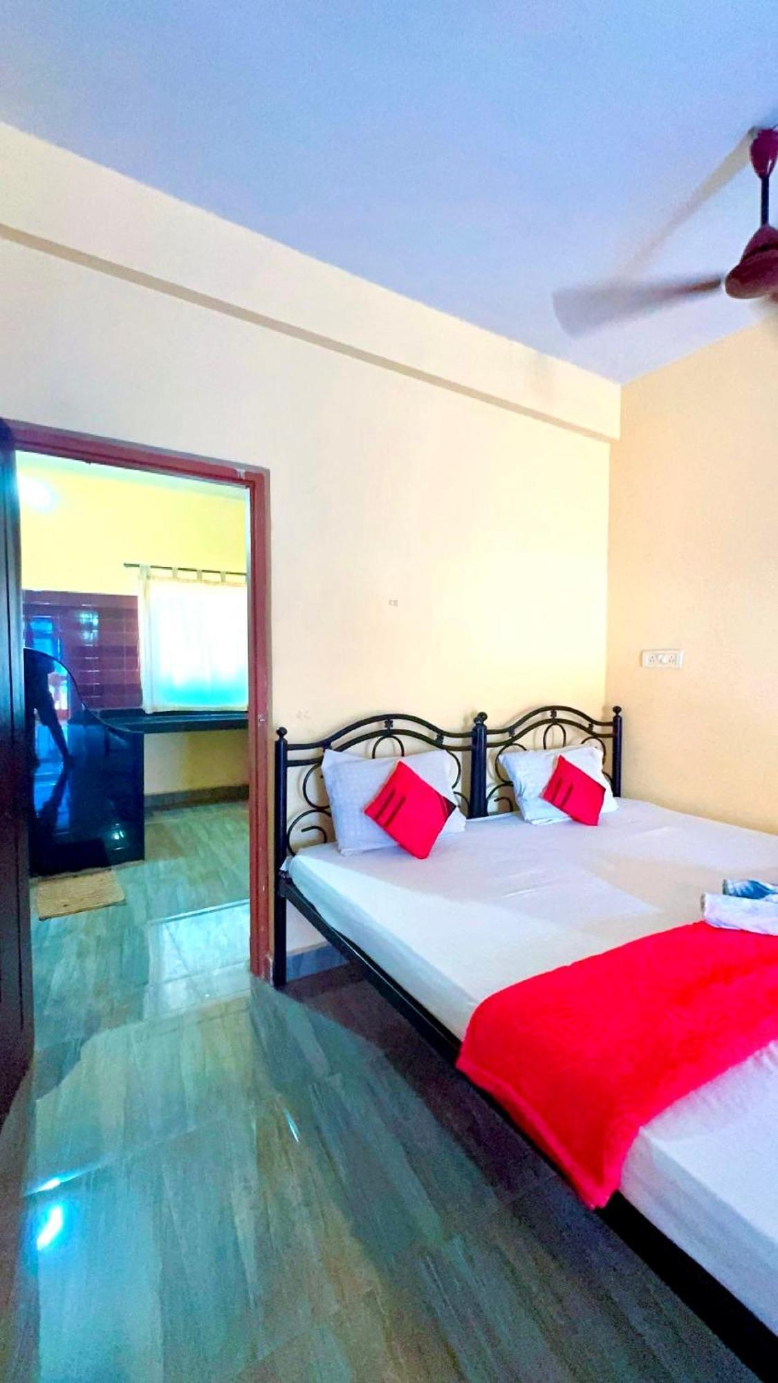 Deepti Guest House Кандолим Экстерьер фото