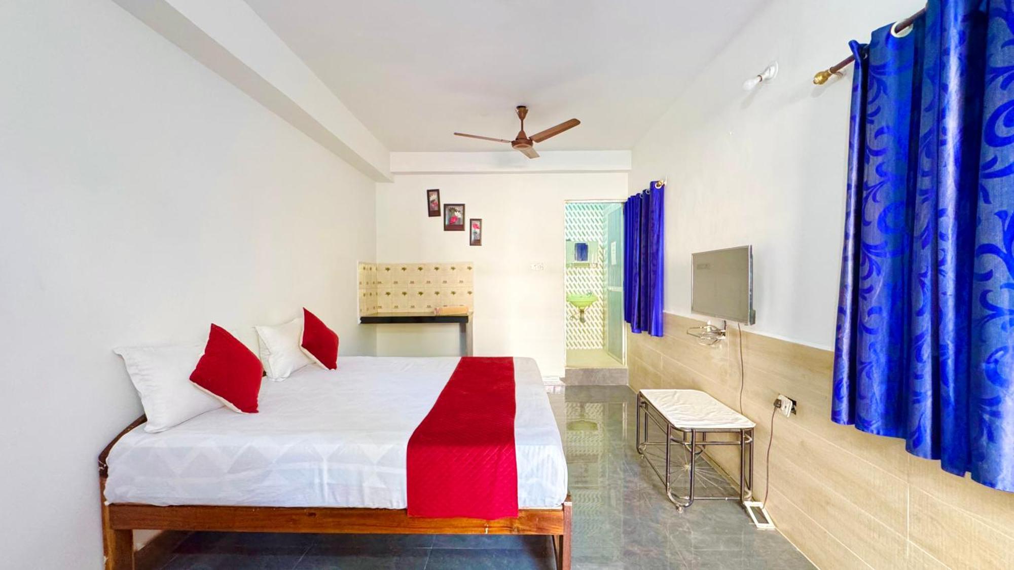 Deepti Guest House Кандолим Экстерьер фото