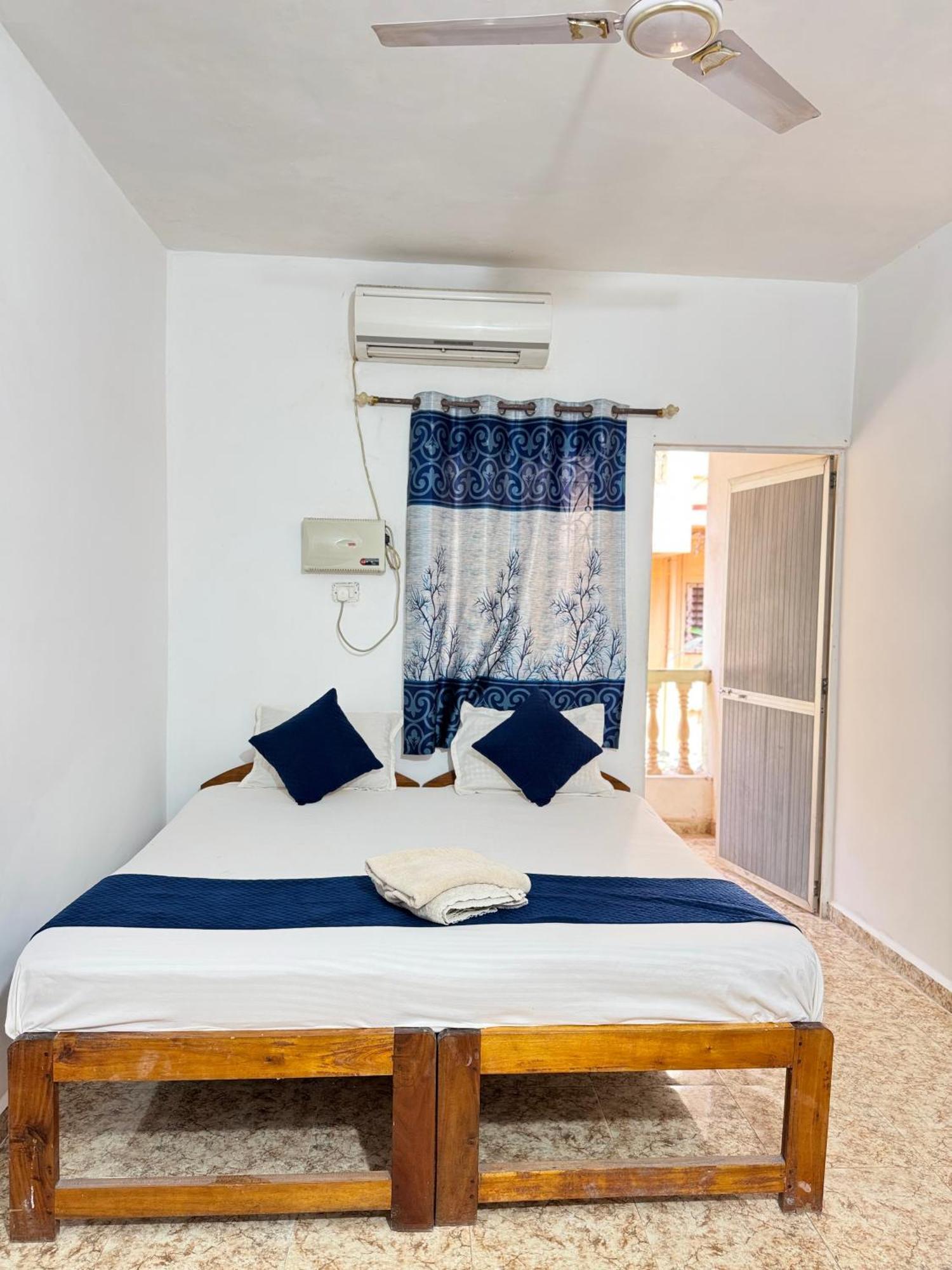 Deepti Guest House Кандолим Экстерьер фото